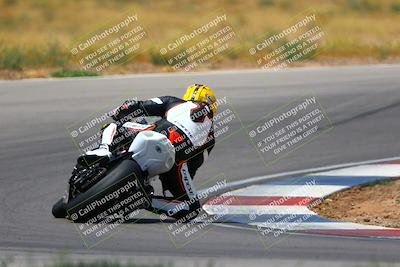 media/Apr-30-2023-CRA (Sun) [[020fcf5d43]]/Race 3-1000 Amateur Supersport/